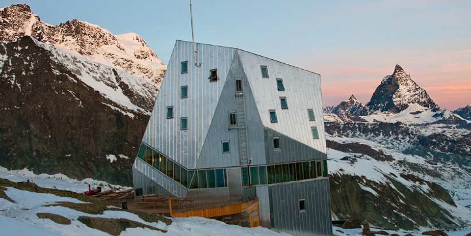 Monte Rosahütte mit einem Bergführer aus Zermatt